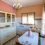 דירה Peaceful 2-bedroom Near Tripolis