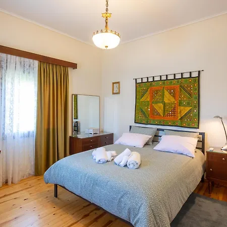 Appartement Peaceful 2-bedroom Near Tripolis *