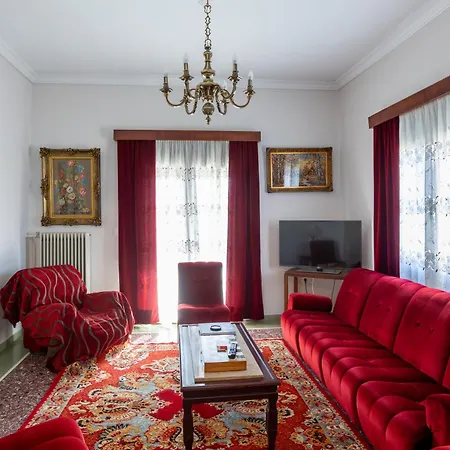 Peaceful 2-bedroom Near Tripolis Apartmán Kerasitsa